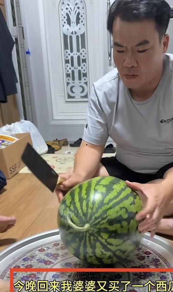 最真实的吃瓜视频